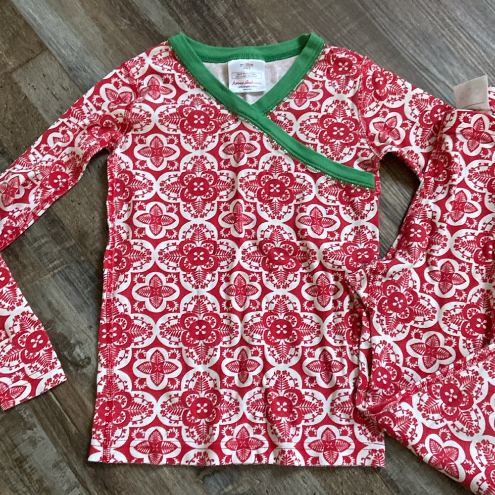 Hanna Andersson Nordic snowflake red and green holiday pajamas 120cm/US 6-7 - Picture 3 of 4